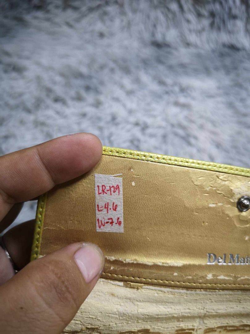 Metallic Gold Clean Flap Long Wallet (Category: Wallets & Card holders) located in Santa Cruz. Submitted by jmy_surplus.2 (Listing ID 1462175610, Image 3). Description: Size ; L - 4.6 W - 7.6 Color ; Gold Type ; Wallet Brand ; No brand Material ; Synthetic Style ; Snap Closure Flap Long Wallet LR 129 JMY 1 Batch #221.