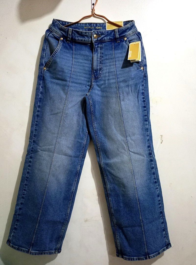 Michael Kors 6 (Category: Jeans) located in Las Pinas. Submitted by vanitystorehouse (Listing ID 1460675431, Image 2). Description: - brand new with tag - bought in US - fit 29-30 waist.