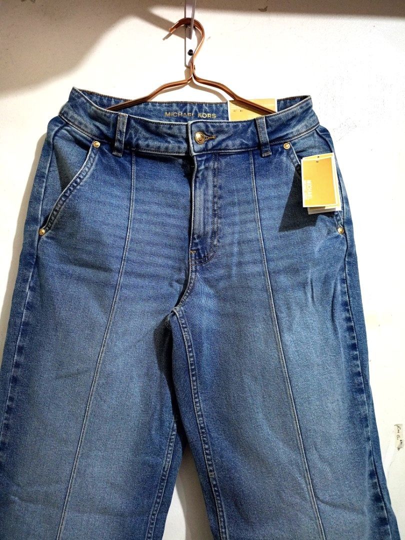 Michael Kors 6 (Category: Jeans) located in Las Pinas. Submitted by vanitystorehouse (Listing ID 1460675431, Image 1). Description: - brand new with tag - bought in US - fit 29-30 waist.