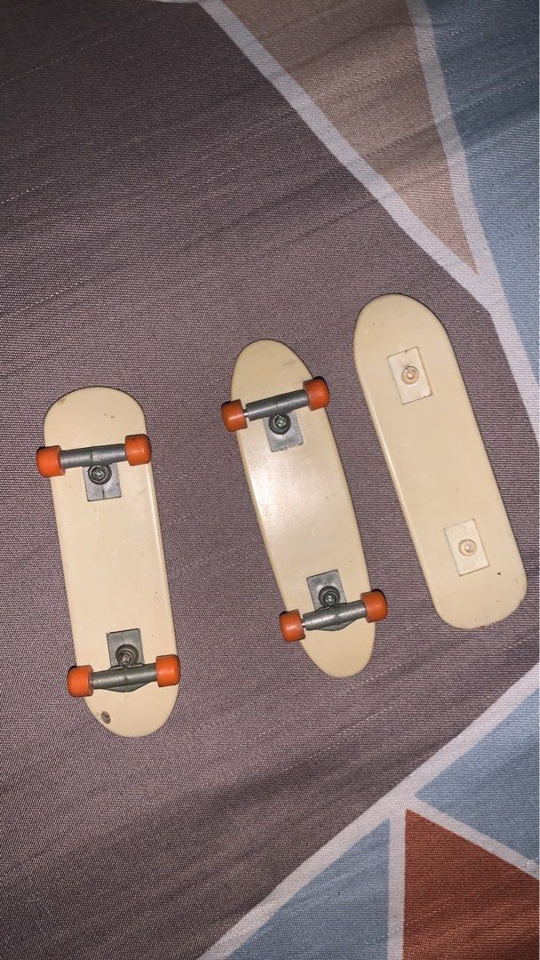 MICRO FINGERBOARD 2 pieces 1 free board (Category: Other Stationery & Craft) located in San Jose. Submitted by kapitan.onixxc (Listing ID 1462111385, Image 2). Description: .