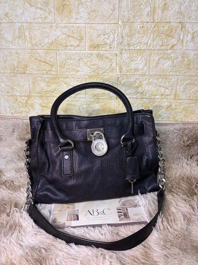 MK Hamilton Genuine Leather (Category: Shoulder Bags) located in Subic. Submitted by anabananaco. (Listing ID 1462205069, Image 2). Description: Guaranteed authentic 👌preloved bags 👜 from Japan 🇯🇵 .