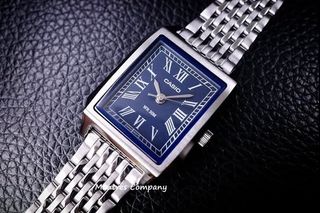 （分類：）位於 。 由 montres_company_since1993 提交（商品編號 1460549337，圖片 1）。簡介： 。