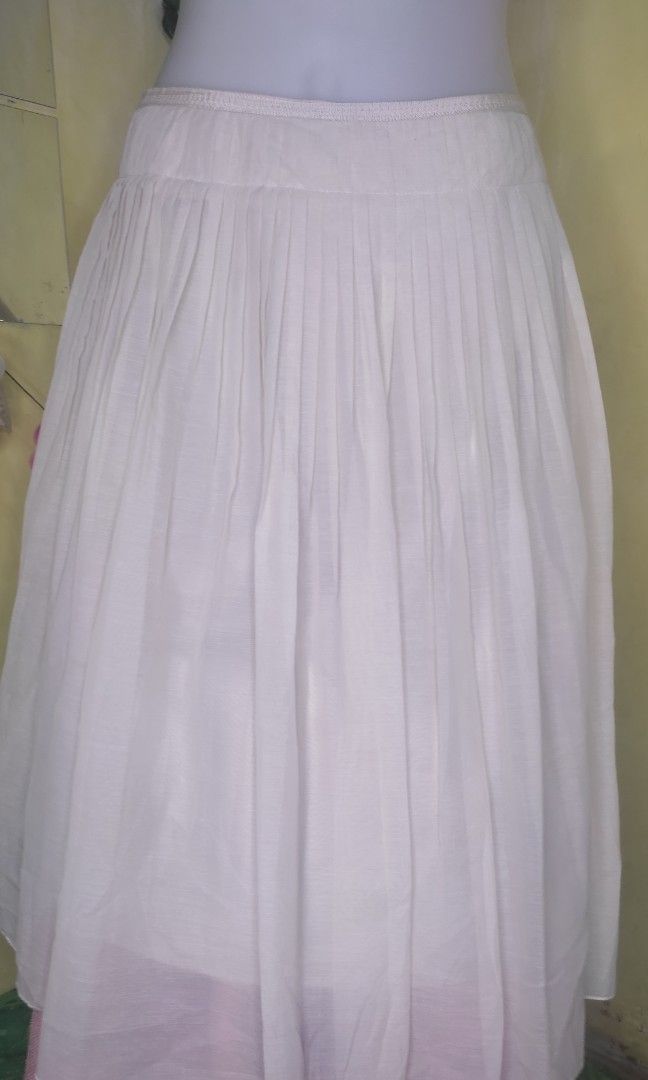Mori Kei 3in1 Set (Category: Sets or Coordinates) located in Manila. Submitted by woaannn (Listing ID 1462053521, Image 3). Description: Mori Kei 3in1 Set White topper, brown long sleeve top and white midi skirt Small-Med size Skirt: size 26-27 (with side zipper) Length: 23 —payment first —orange app checkout (sf is cod).