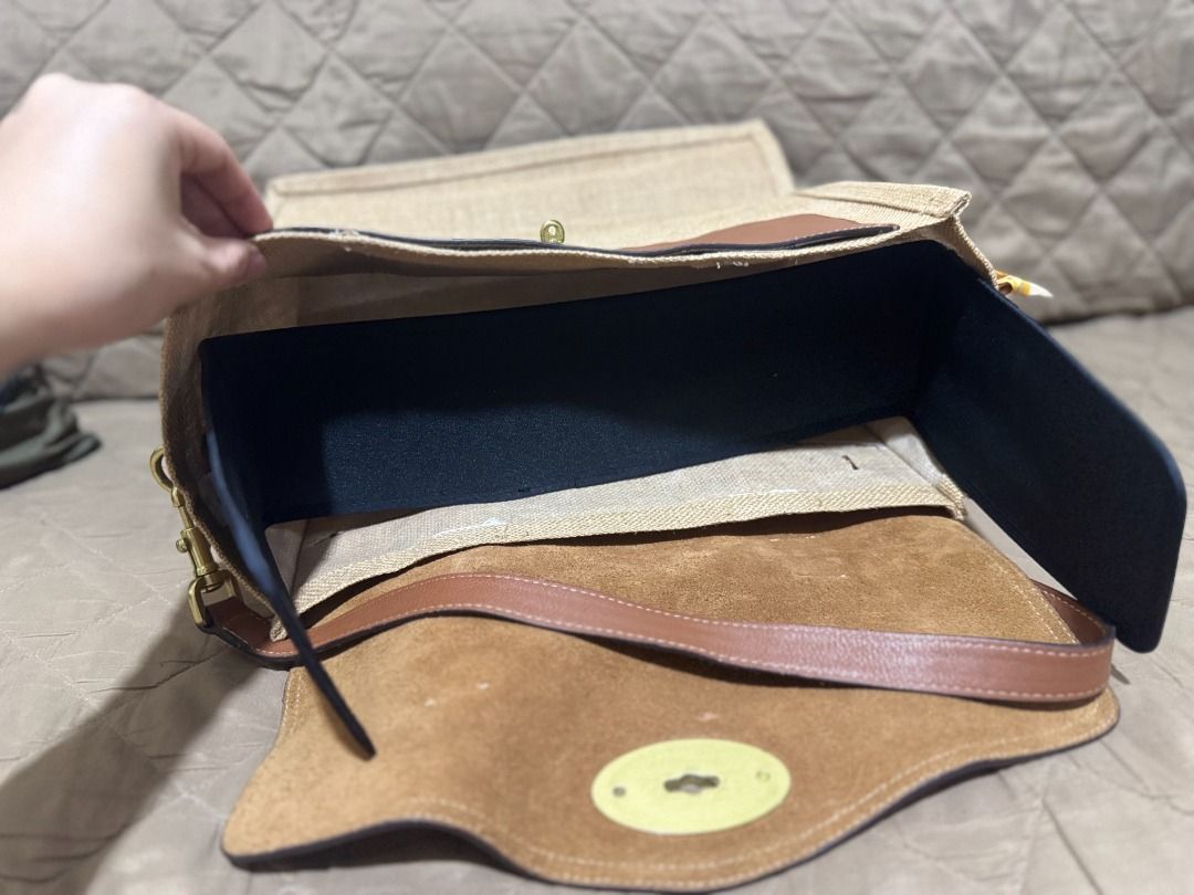 MULBERRY TOTE BAG (Category: Luxury Bags & Wallets) located in San Pablo. Submitted by calmhawk.60c993 (Listing ID 1462138090, Image 2). Description: MULBERRY LARGE SIZE KASYA PO ANG 16INCHES LAPTOP.. SUPER NICE LIKE LIKE NEW WITH SLING... NO TAG INSIDE SINCE RATTAN STYLE SIYA PWEDE PANG OUTFIT NG REACH TITA.