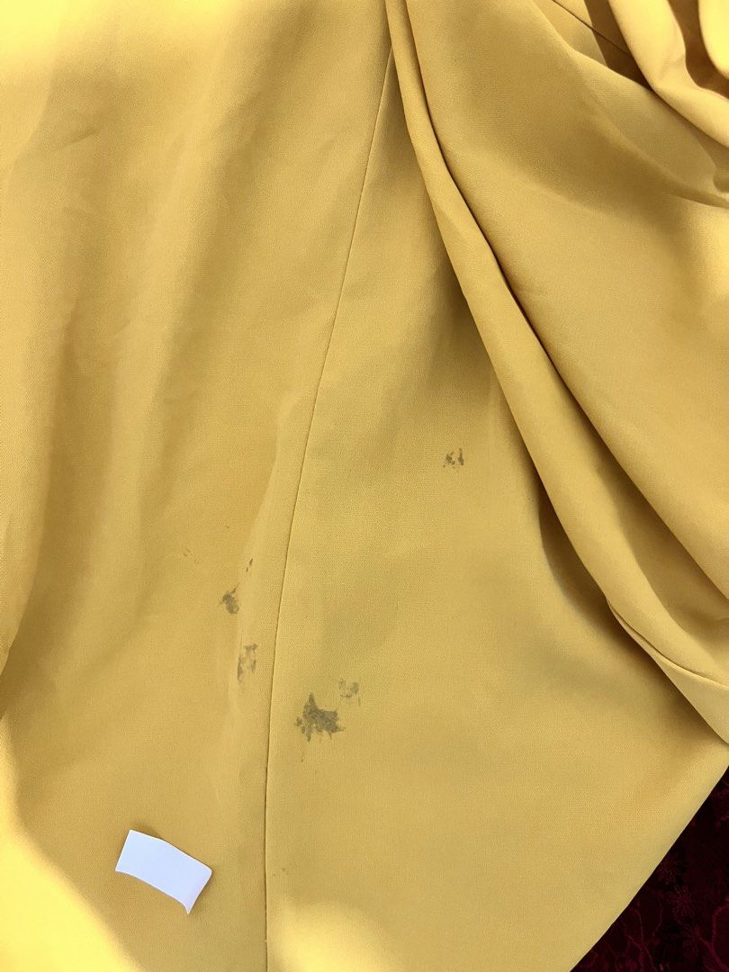 Mustard Maxi/Long Dress (Category: Dresses) located in Antipolo. Submitted by sldchloe_declutters (Listing ID 1462205333, Image 3). Description: Decluttering ❤️ •May stain sa back part ng dress sa bottom (nasa picture) •Lalamove/j&t Loc: Antipolo.