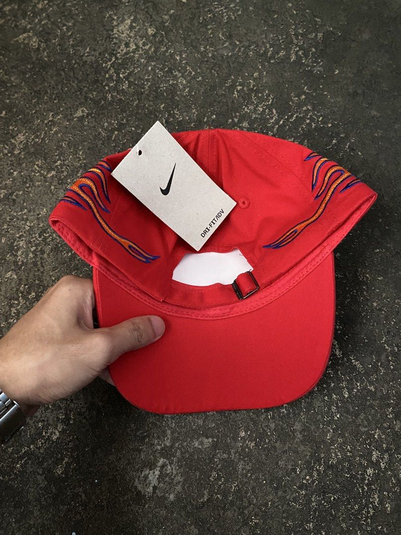 N1ke Flame Embroidered Dadhat (Category: Caps & Hats) located in Quezon City. Submitted by jhoncarlo028_ (Listing ID 1462065735, Image 3). Description: Nike Flame Embroidered Dadhat 📍Quezon City We ship thru jnt nationwide or lalamove around metro manila DM TO PURCHASE📩.