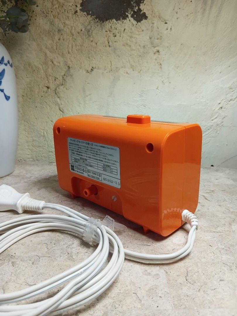 National Kitchen Clock (Category: Clocks) located in Marikina City. Submitted by brandodracu (Listing ID 1462129013, Image 3). Description: made in japan 100 volts as is condition tested with power only pristine cosmetics for display repair or parts.