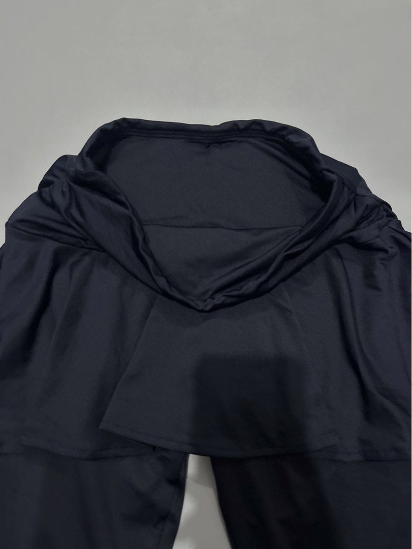 Navy Skirted Leggings (Category: Activewear) located in Manila. Submitted by chen_clybelles (Listing ID 1462178583, Image 3). Description: .