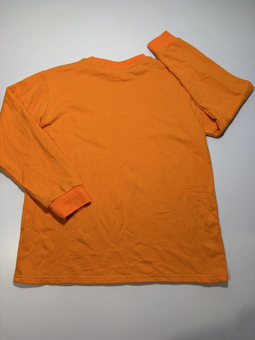 ne.net x GRAMICCI (Category: Hoodies) located in Manila. Submitted by mnlhappybattle (Listing ID 1462183851, Image 2). Description: NENET x GRAMICCI Tagged size : LARGE Dimensions CHEST - 22” LENGTH - 27.5” SHOULDERS - 19.5” SLEEVE - 23.5”.