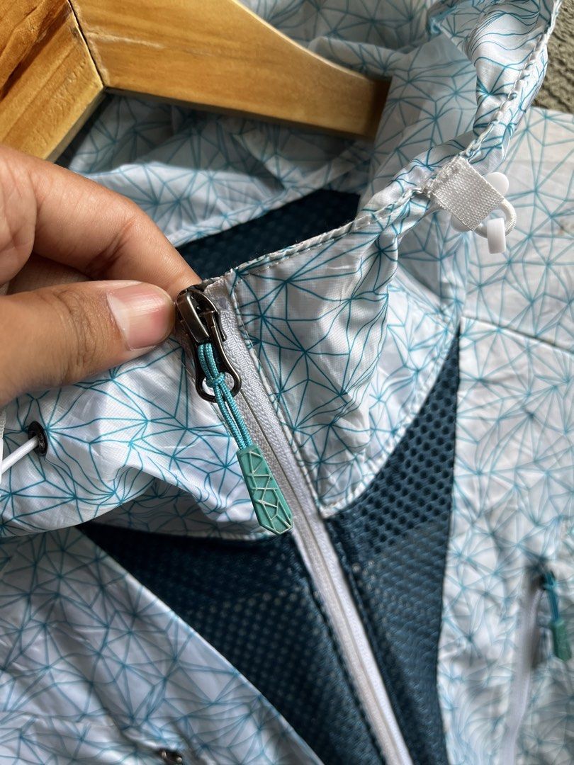 NEPA WINDBREAKER (Category: Coats, Jackets and Outerwear) located in Cagayan de Oro. Submitted by rewornthriftph (Listing ID 1462045276, Image 3). Description: width: 21 length: 27.5 medium | FITS also on small Color rate: 9.5/10 Issue: check slides In EXCELLENT Condition See details and reference on slides Payment Methods: GCASH/JNT PLS MANAGE YOUR EXPECTATIONS. THRIFT ITEMS, NO CANCELLATION ₱400.