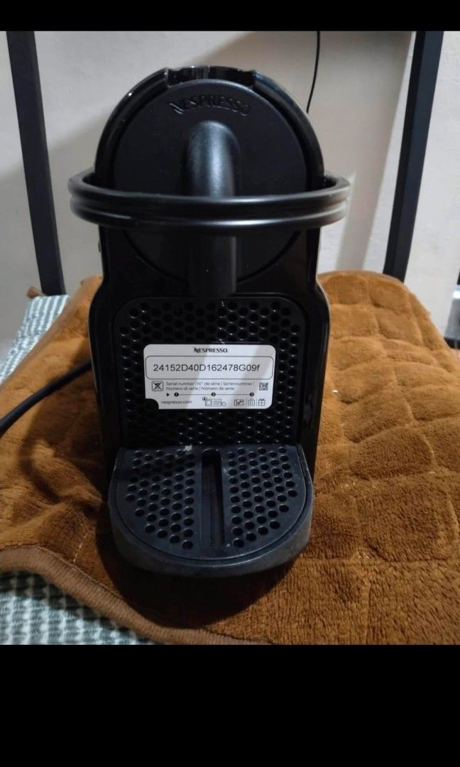 Nespresso coffee maker (Category: Coffee Machines & Makers) located in Manila. Submitted by grgarcia (Listing ID 1462197512, Image 2). Description: Nespresso coffee maker lightly use.