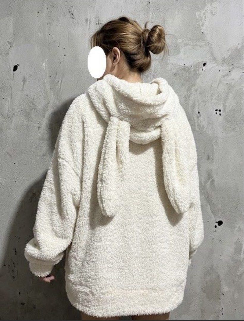 Newjeans Fluffy Rabbit Hoodie (Category: Coats, Jackets and Outerwear) located in Subic. Submitted by cyrelll (Listing ID 1462234530, Image 3). Description: CAN FIT MEDIUM TO LARGE BODY FRAME.