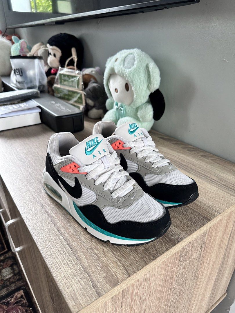 Nike airmax 90 (Category: Sneakers) located in Manila. Submitted by nilodanzcuadra (Listing ID 1462092137, Image 3). Description: Size 6 womens, pde rin sa 5.5 Good as new Loc: north caloocan.