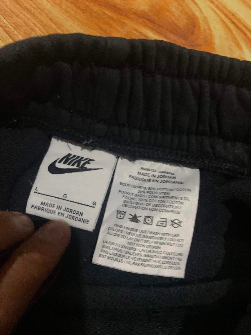 Nike Alumni (Category: Shorts) located in Argao. Submitted by topoyyow08 (Listing ID 1462093946, Image 3). Description: .
