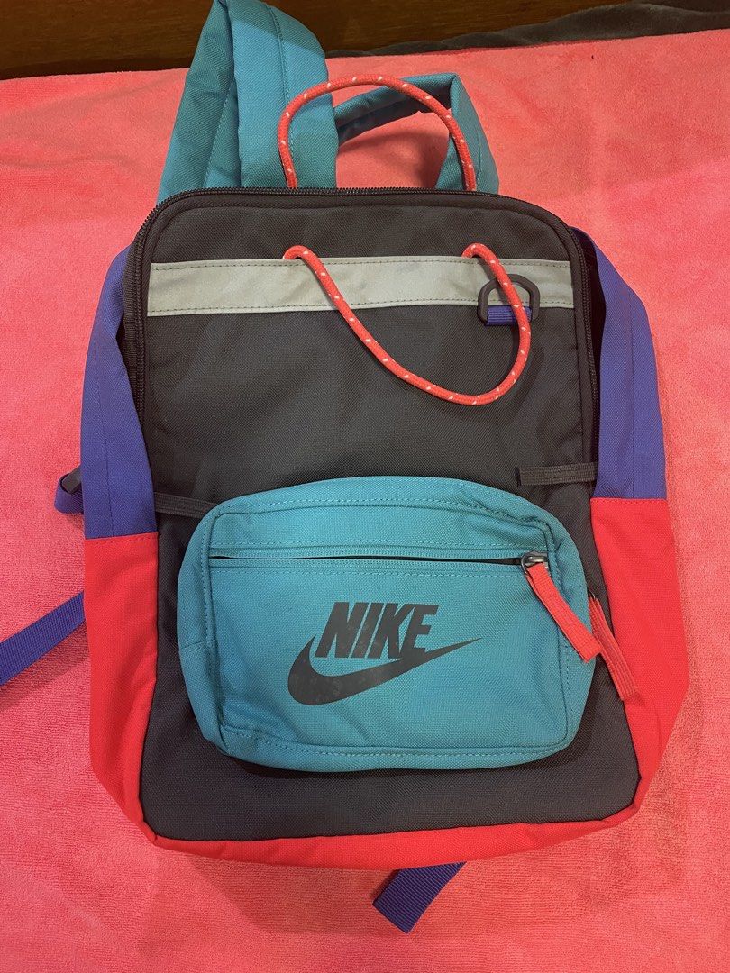 NIKE BACKPACK (Category: Backpacks) located in Manila. Submitted by mpbmarnel1972 (Listing ID 1462112887, Image 1). Description: NIKE Backpack Slightly Used Clean With compartments ₱1000 ⭐️ Bought for ₱3,800 📱 0919 099 4175.