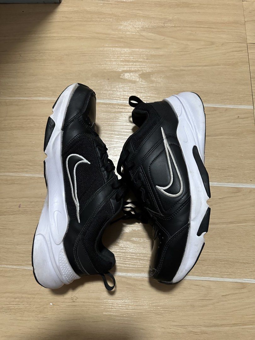 Nike Defy All Day Men's Training Shoe (Category: Sneakers) located in Rizal. Submitted by niragii.69 (Listing ID 1462161790, Image 2). Description: authentic no box use twice only size: 9 condition: 9/10.