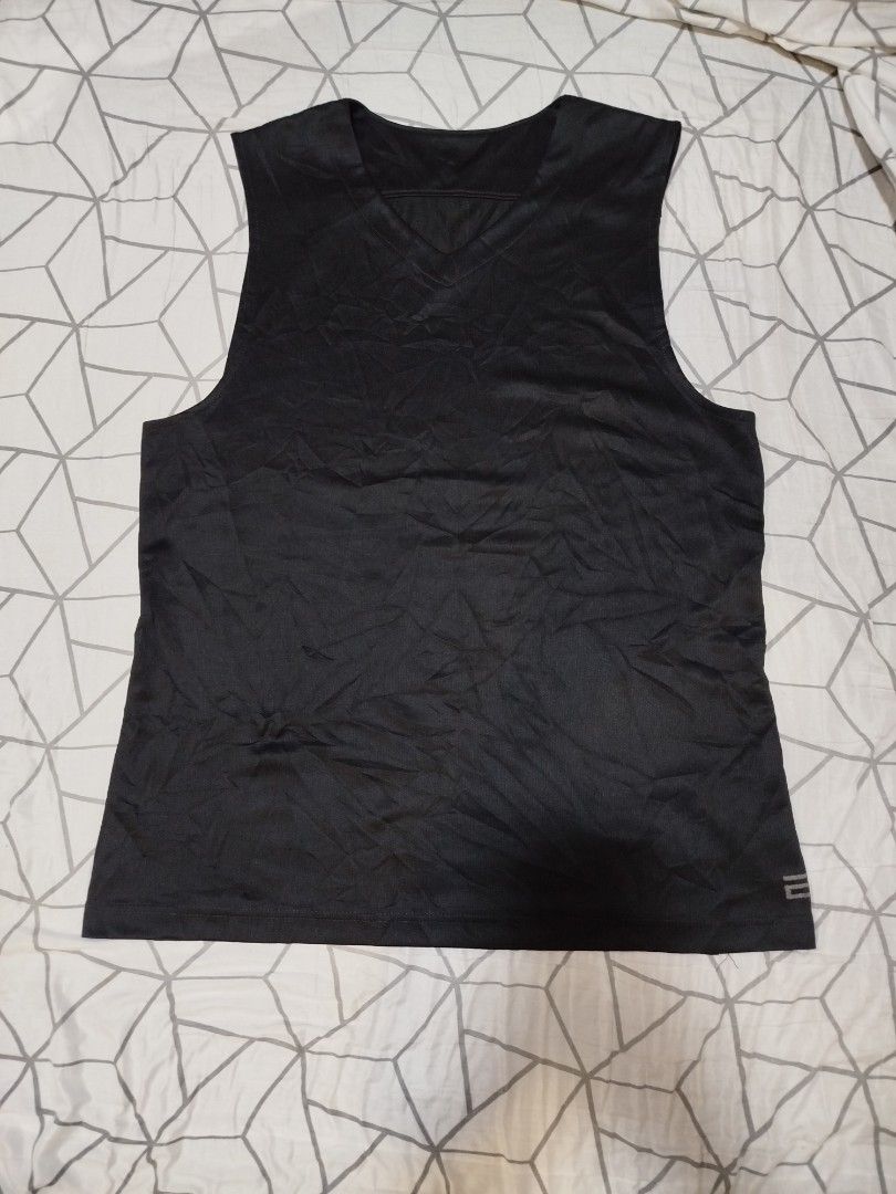 NIKE ELITE DRY-FIT (Category: Activewear) located in Antipolo. Submitted by goods_thrift (Listing ID 1462058144, Image 2). Description: NIKE DRY-FIT ELITE Colorate 9/10 Size Large to Xlarge issue fade neck tag 400 Free Sf.