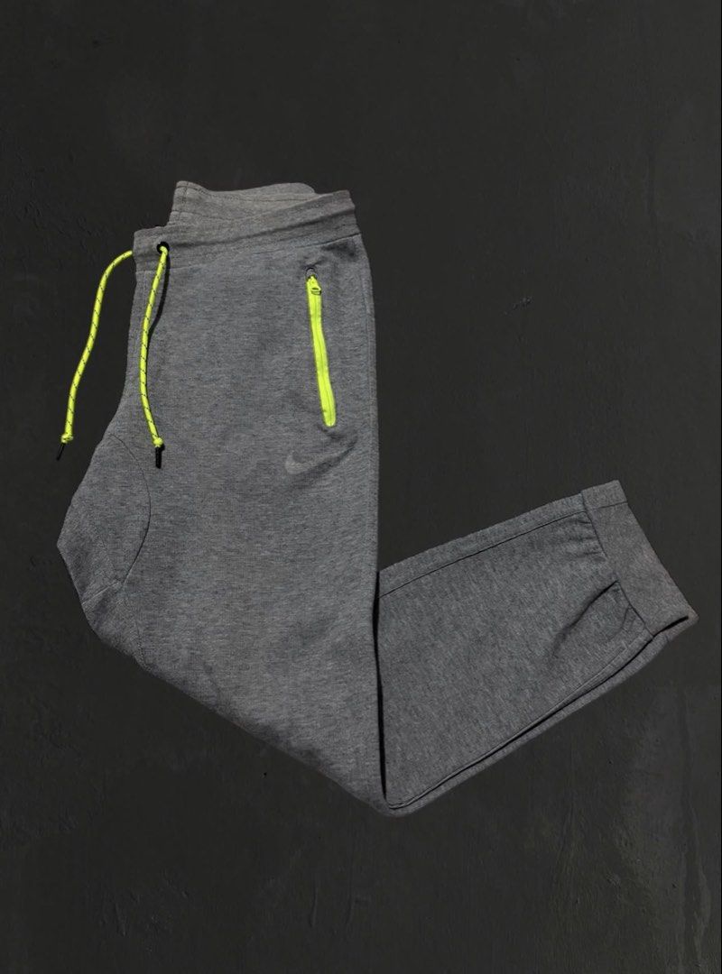 Nike jogger pants (Category: Joggers) located in Las Pinas. Submitted by thrftmnl. (Listing ID 1462208213, Image 1). Description: Nike Joggers Great for Open run 🏀 and Hiking! Size: Small Dimes Width: 28-30 Length: 35 Inseam: 11 Leg Opening: 5 Issue/s: nike swoosh sticker gone (swoosh glue remained).