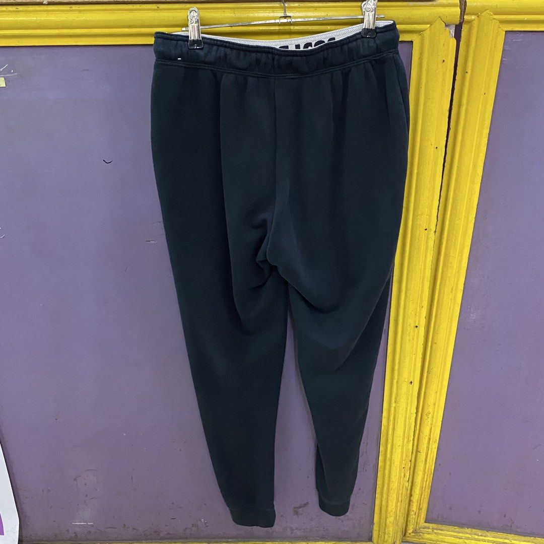 Nike "Just Do It" Black Jogger Sweatpants (Category: Other Bottoms) located in Imus. Submitted by kingbhatsdrygoods (Listing ID 1462110061, Image 2). Description: KingBhats HUB Please read below before inquiring or making a purchase. ✨ 👕 ITEM DETAILS (Inches): • Waist: 14 • Length: 37 • Flaws/Issues: none 📌 ORDER & PAYMENT RULE: • First to pay, first served. No reservations. • Payment must be fully processed and verified to secure your item. • 