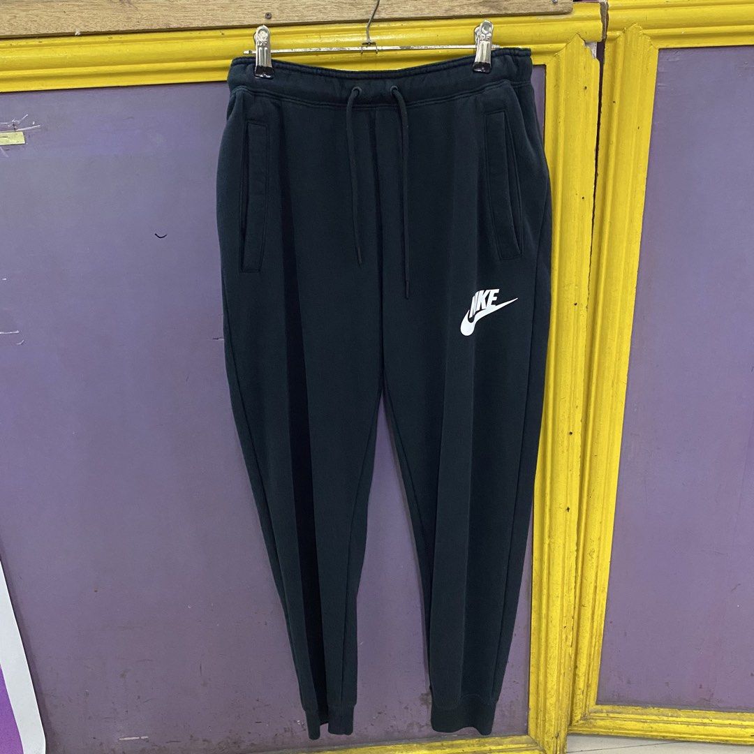 Nike "Just Do It" Black Jogger Sweatpants (Category: Other Bottoms) located in Imus. Submitted by kingbhatsdrygoods (Listing ID 1462110061, Image 1). Description: KingBhats HUB Please read below before inquiring or making a purchase. ✨ 👕 ITEM DETAILS (Inches): • Waist: 14 • Length: 37 • Flaws/Issues: none 📌 ORDER & PAYMENT RULE: • First to pay, first served. No reservations. • Payment must be fully processed and verified to secure your item. • 