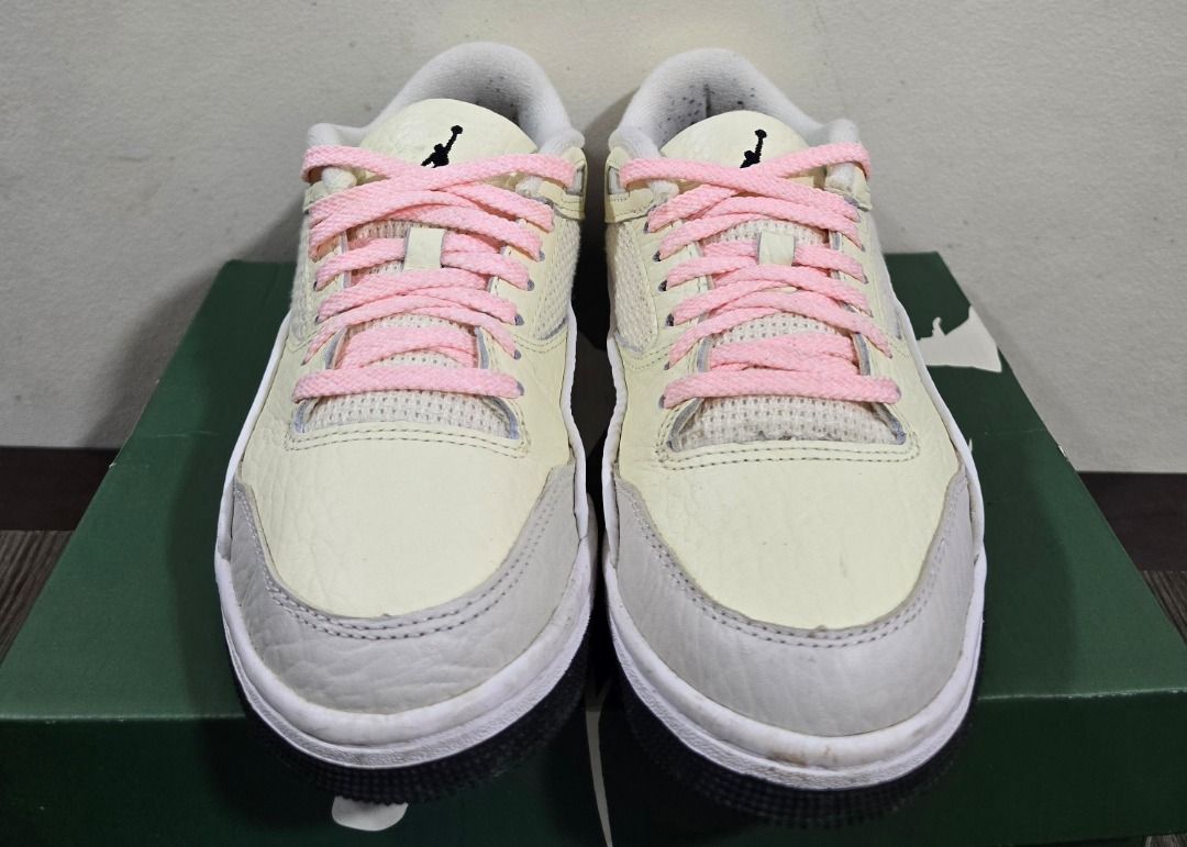 Nike Jordan Flight (Category: Sneakers) located in Caloocan City. Submitted by zeynl (Listing ID 1462246982, Image 1). Description: Used twice. Size is womens 7.5 Puede sa maarte. With box. No issues , wear and go. Negotiable..