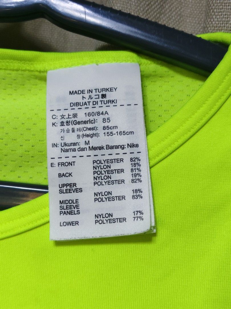 Nike Neon Volt Athletic Top (Size M) - Great Condition! (Category: Activewear) located in Baguio. Submitted by pisces_beattidue23 (Listing ID 1462038108, Image 3). Description: Nike Neon Volt Athletic Top (Size M) - Great Condition!.