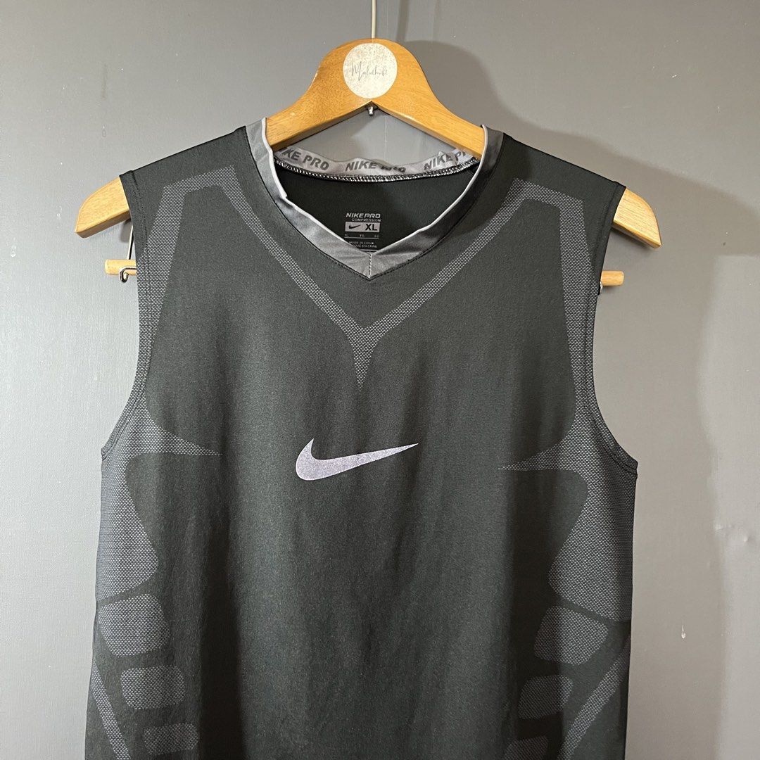 Nike Pro Compression Sleeveless athletic tank top Size Large (Category: Activewear) located in Butuan. Submitted by maluthrift (Listing ID 1462114927, Image 3). Description: Nike Pro Compression Sleeveless athletic tank top Size Large 📏 FLAT LAY MEASUREMENTS •Size on Tag: XL •Width/Pit-to-Pit (Chest): 16.5” •Length (Top to Bottom): 24” •Sleeves: N/A ✨ FEATURES & DETAILS •Condition : Excellent •Issue : None (No holes, no snags/runs, no stains, no
