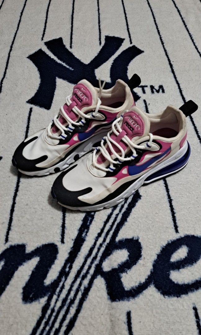Nike react (Category: Sneakers) located in Baguio. Submitted by thriftfit17 (Listing ID 1462212145, Image 3). Description: nike react size 6us womens very good condition php 650 dm if interested 🤙.