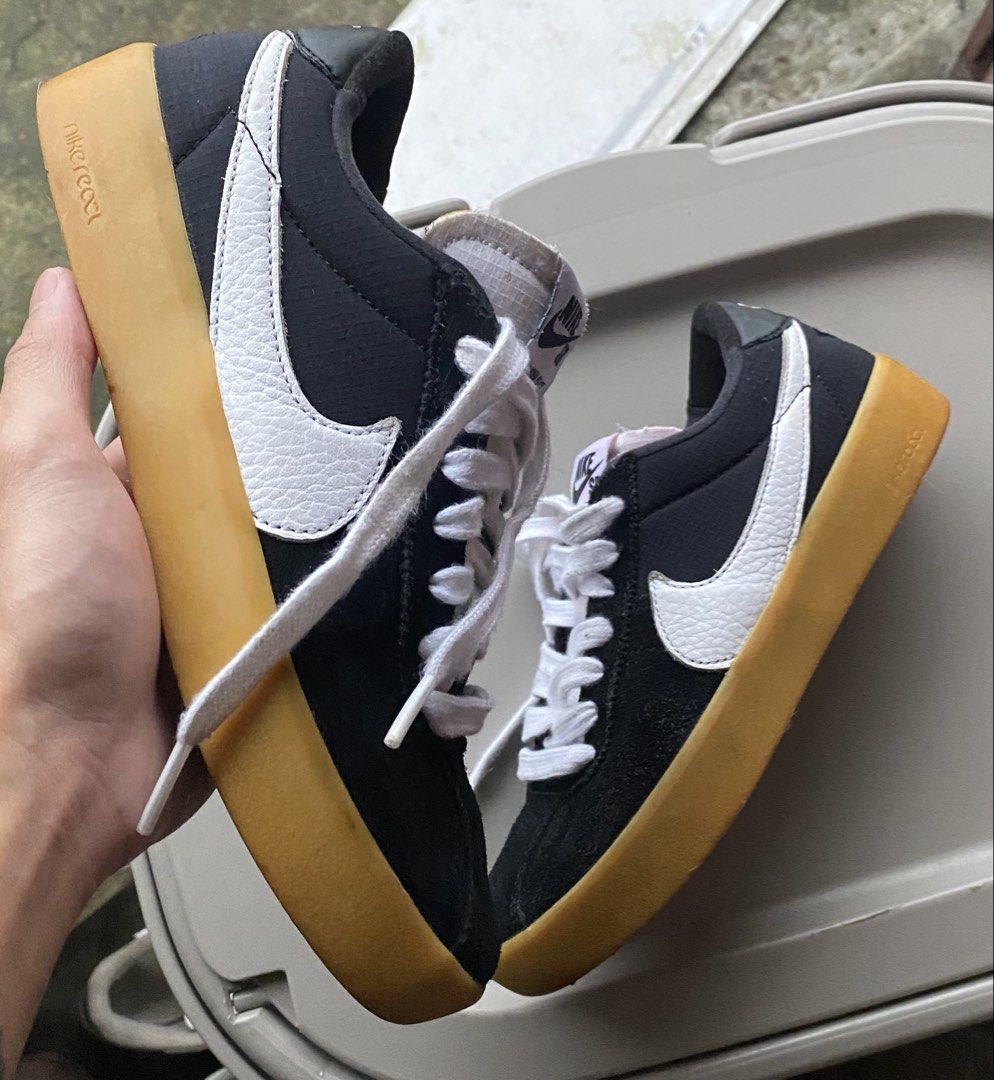 Nike SB Bruin React Black Gum Sole Sneakers (Category: Sneakers) located in Baguio. Submitted by bruddafunk420 (Listing ID 1462075058, Image 2). Description: - Nike SB Bruin React sneakers size: EUR 36 (US Men’s 4 / Women’s 5.5) - Black suede and nylon upper with white accents - Classic gum sole - Ideal for skating or daily wear - Shows some signs of wear, but plenty of life left.