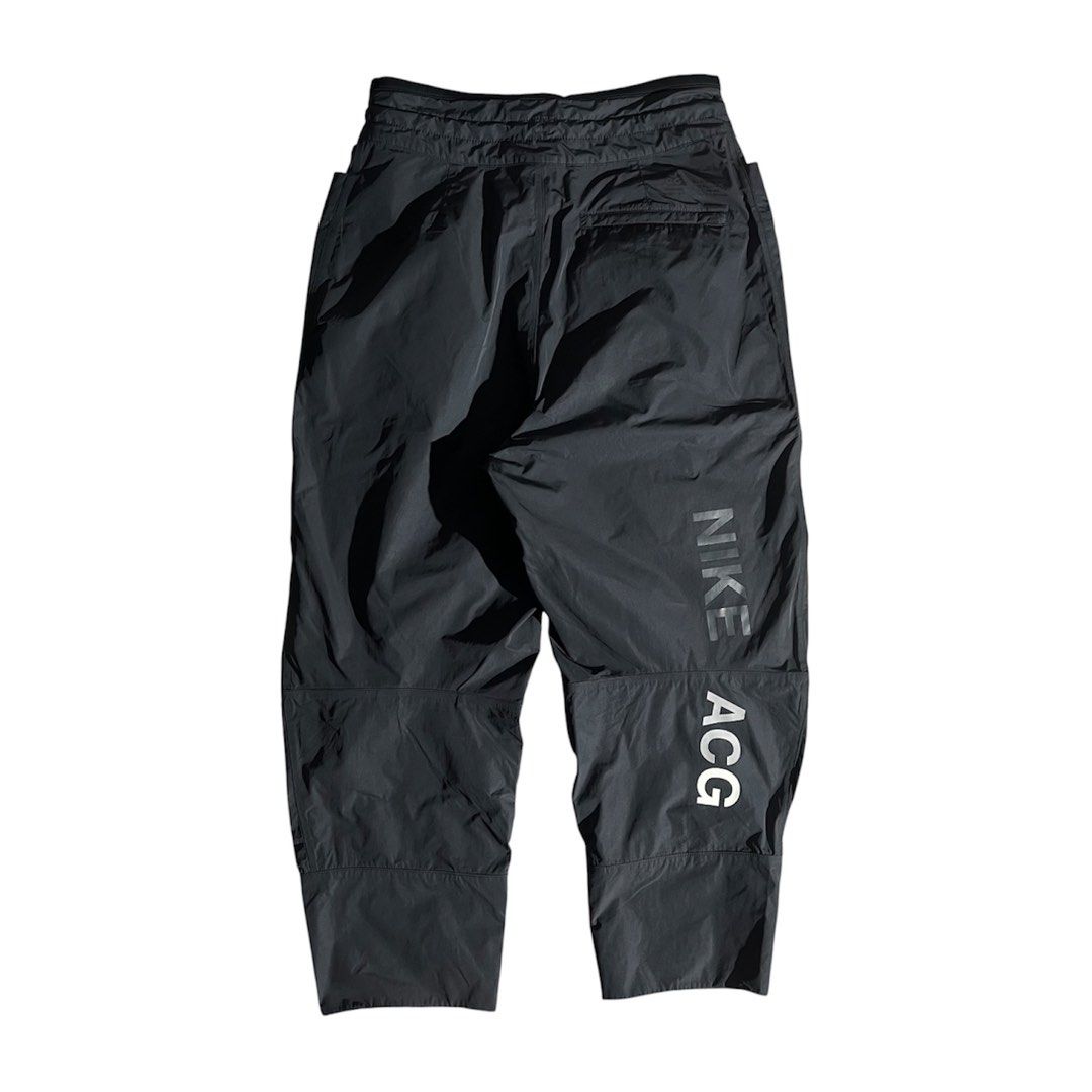 NikeLab ‘ACG’ Womens Cargo Pants (Category: Activewear) located in Daraga. Submitted by th3cliquejunks (Listing ID 1462215235, Image 1). Description: NikeLab ‘ACG’ Womens Cargo Pants Tagged Size: XS Condition: 10/10 Flawless Measurement: Waist: 28” Length: 35” - 2,280 Dm!.