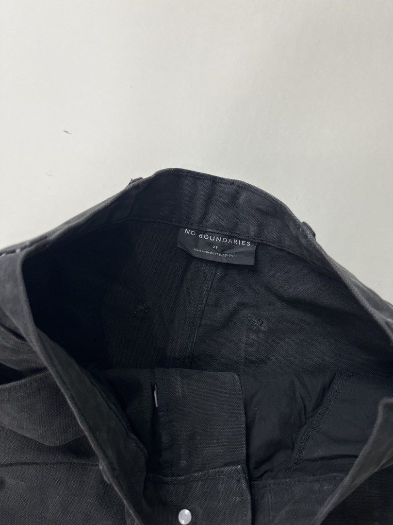 No Boundaries Carpenter Shorts (Category: Shorts) located in Makati City. Submitted by ufcknwthbst (Listing ID 1462075848, Image 3). Description: 18 inch length 9.5/10 condition No issue.