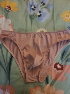 (Category: ) located in . Submitted by epinormous (Listing ID 1462155448, Image 1). Description: .