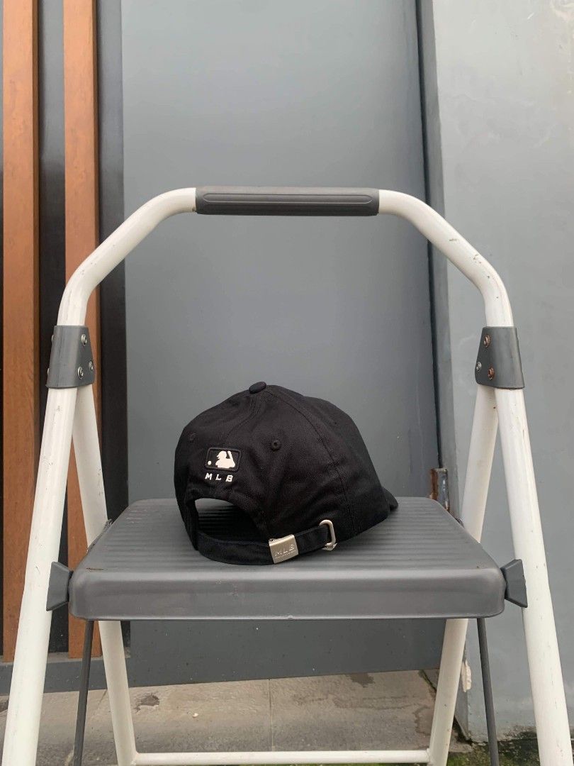 NY MLB (Category: Caps & Hats) located in Quezon City. Submitted by cubao.brim (Listing ID 1462155621, Image 3). Description: 💯NY MLB CAP ✅ORIGINAL ✅BELTSTRAP JNT | LALAMOVE 📍Quezon City.