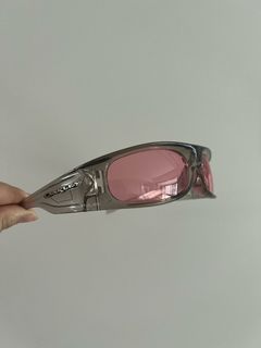 （分類：）位於 。 由 keentiger.307e62 提交（商品編號 1462126625，圖片 1）。簡介： 。