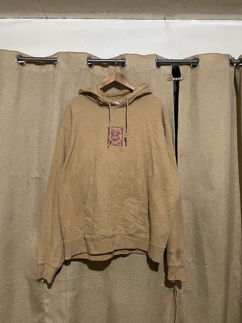 obey pull over hoodie (Category: Coats, Jackets and Outerwear) located in Cebu City. Submitted by ajwrld (Listing ID 1462152609, Image 1). Description: obey pull over hoodie boxy type no issues need wash size 27 x 28.5.