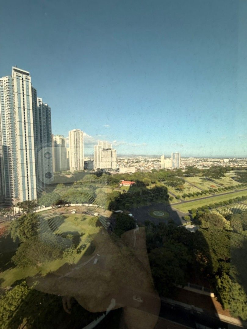 Offices at BGC for LEASE (Category: Commercial) located in Quezon City. Submitted by jerrricksharif.remaxedge (Listing ID 1462085352, Image 3). Description: Office Spaces BGC for LEASE Scale Your Business from the Center of Power ​Position your enterprise alongside Manila’s top industry leaders in Bonifacio Global City. These premium, flexible office spaces deliver the prestige, modern infrastructure, and prime connectivity your growing business 