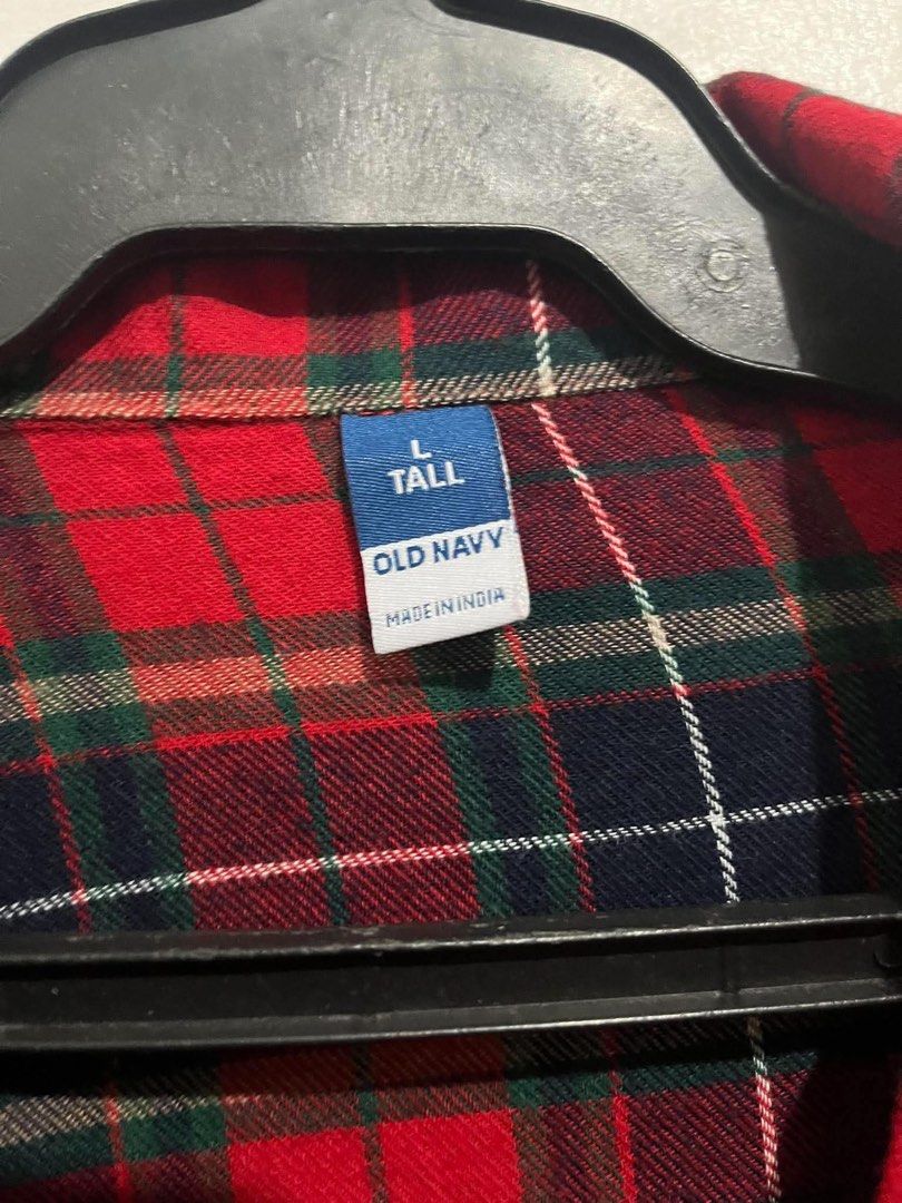 Old Navy Red Plaid Longsleeves (Category: Longsleeves) located in Manila. Submitted by jhcollections (Listing ID 1462254171, Image 3). Description: Old Navy Red Plaid Longsleeves - large on label - actual photos posted - J&t/grab/lalamove.