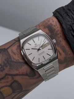 (Category: ) located in . Submitted by e.s.watches (Listing ID 1462212013, Image 1). Description: .