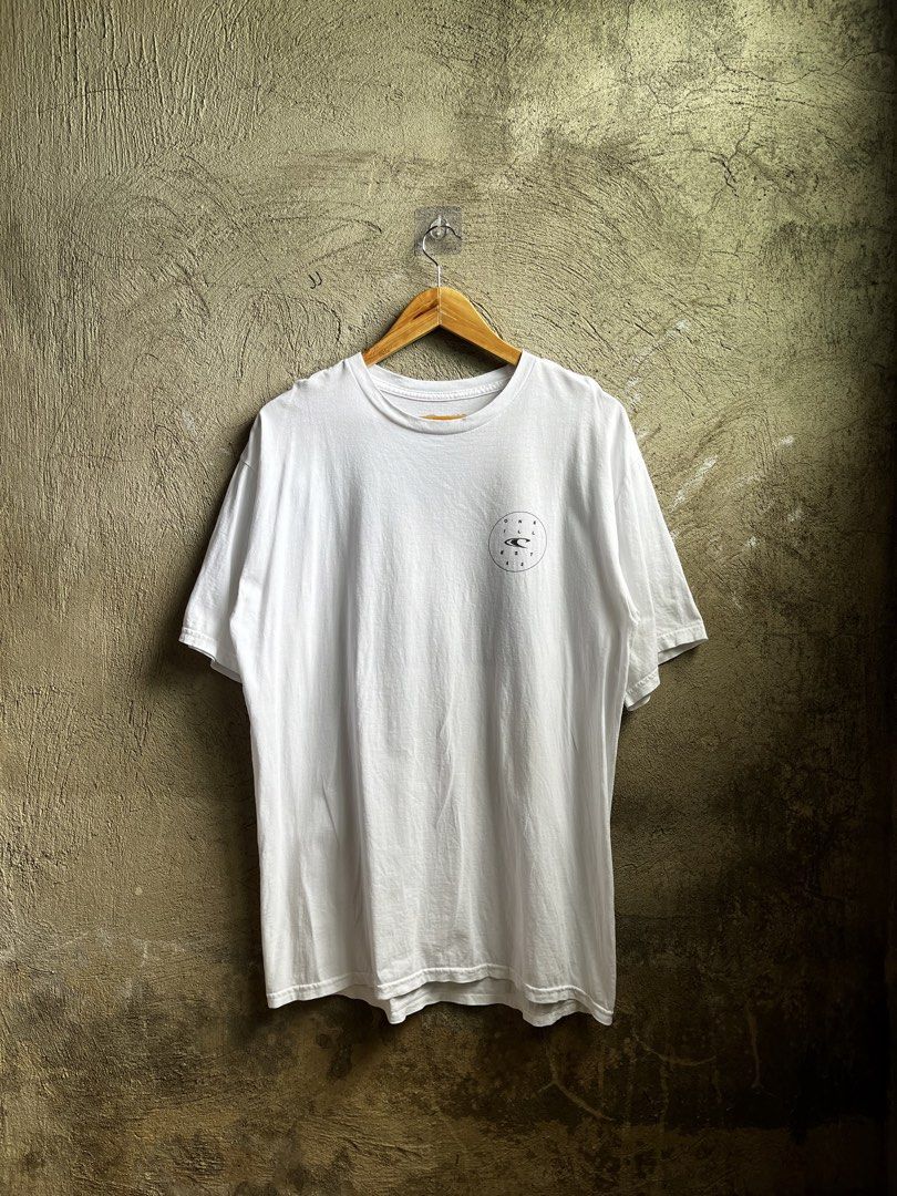 ONEILL EST 52 (Category: Tshirts & Polo Shirts ) located in Cagayan de Oro. Submitted by rewornthriftph (Listing ID 1462041414, Image 1). Description: width: 21.5 length: 30 large to XL | OVERSIZED also on medium Color rate: 9.5/10 Issue: In EXCELLENT Condition See details and reference on slides Payment Methods: GCASH/JNT PLS MANAGE YOUR EXPECTATIONS. THRIFT ITEMS, NO CANCELLATION ₱500.