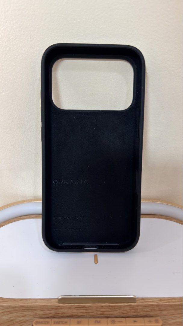 Ornato Iphone Case (Category: Cases & Sleeves) located in Valenzuela. Submitted by dina.hung (Listing ID 1462054608, Image 2). Description: Brandnew Fits Iphone 17 Pro Silicon.