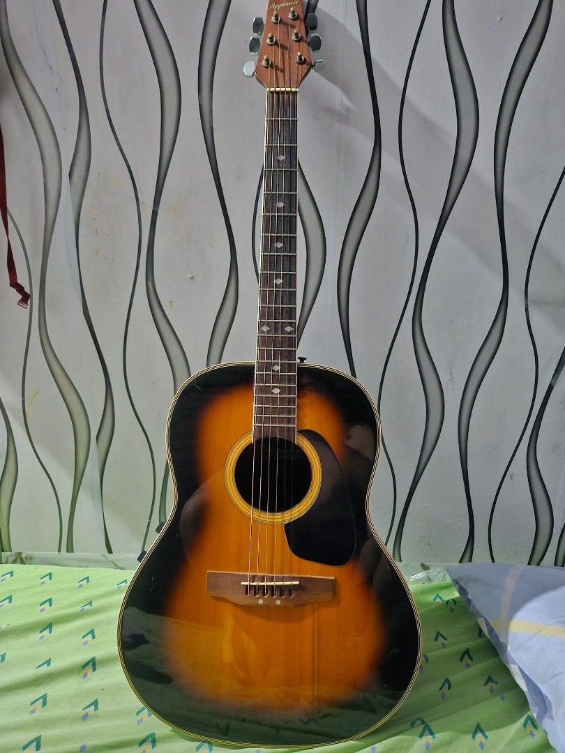 Ovation AE-32 (Category: Musical Instruments) located in Manila. Submitted by zmnhn (Listing ID 1462135527, Image 2). Description: Japan Surplus - pickups still working - full setup Cubao, QC.