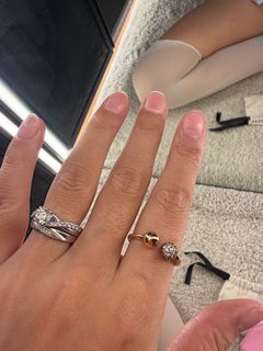 (Category: ) located in . Submitted by yuna_shopaholic (Listing ID 1462112716, Image 1). Description: .