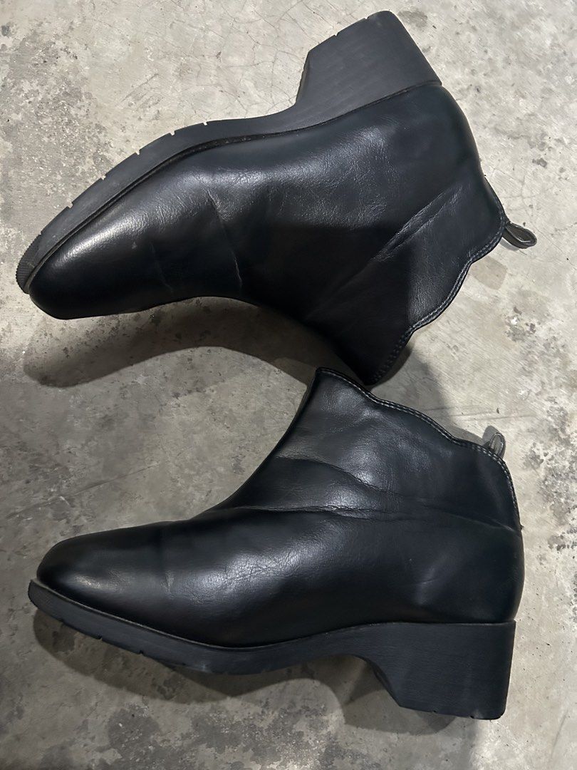 Pansy 24cm Comfy Ankle Boots (Category: Boots) located in Quezon City. Submitted by jjsurplus_23 (Listing ID 1462049917, Image 3). Description: .