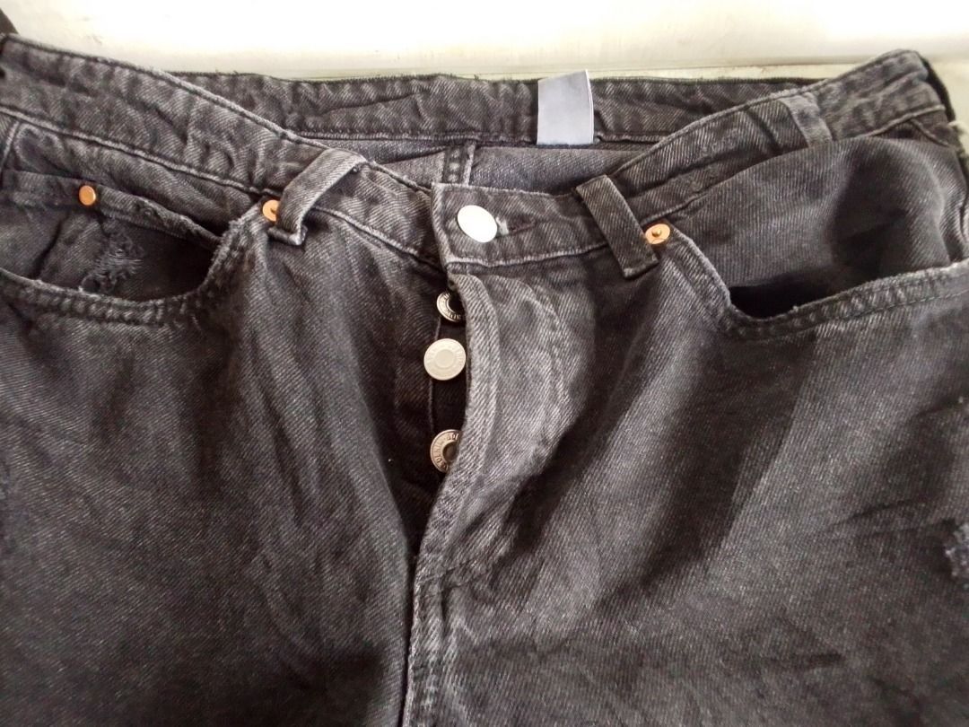 Pants US BNEWTAG (Category: Jeans) located in Los Banos. Submitted by mania-62906 (Listing ID 1462056320, Image 2). Description: BNewtag. Black. US size 6. Rugged ( tags style H&M).