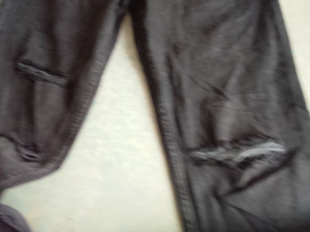 Pants US BNEWTAG (Category: Jeans) located in Los Banos. Submitted by mania-62906 (Listing ID 1462056320, Image 3). Description: BNewtag. Black. US size 6. Rugged ( tags style H&M).