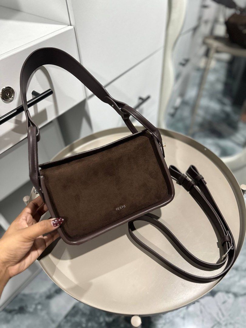 PEDRO Demi 2 way bag (Category: Shoulder Bags) located in Manila. Submitted by whimsy.finds (Listing ID 1462241923, Image 2). Description: Brandnew Fixed price Payment first basis via Gcash / Maribank / Maya Ship via Lalamove / JNT *No rush shipping *Open for bulk orders.