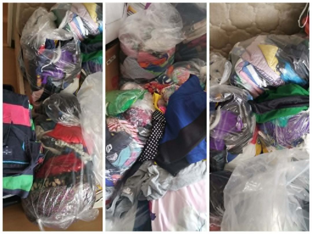 Per bundle clothes kids men and women per size (Category: Backpacks) located in Marikina City. Submitted by declutteringmomma2022 (Listing ID 1462097010, Image 1). Description: per size baby kids adults teen s-m med-l l-xl xl-xxl.