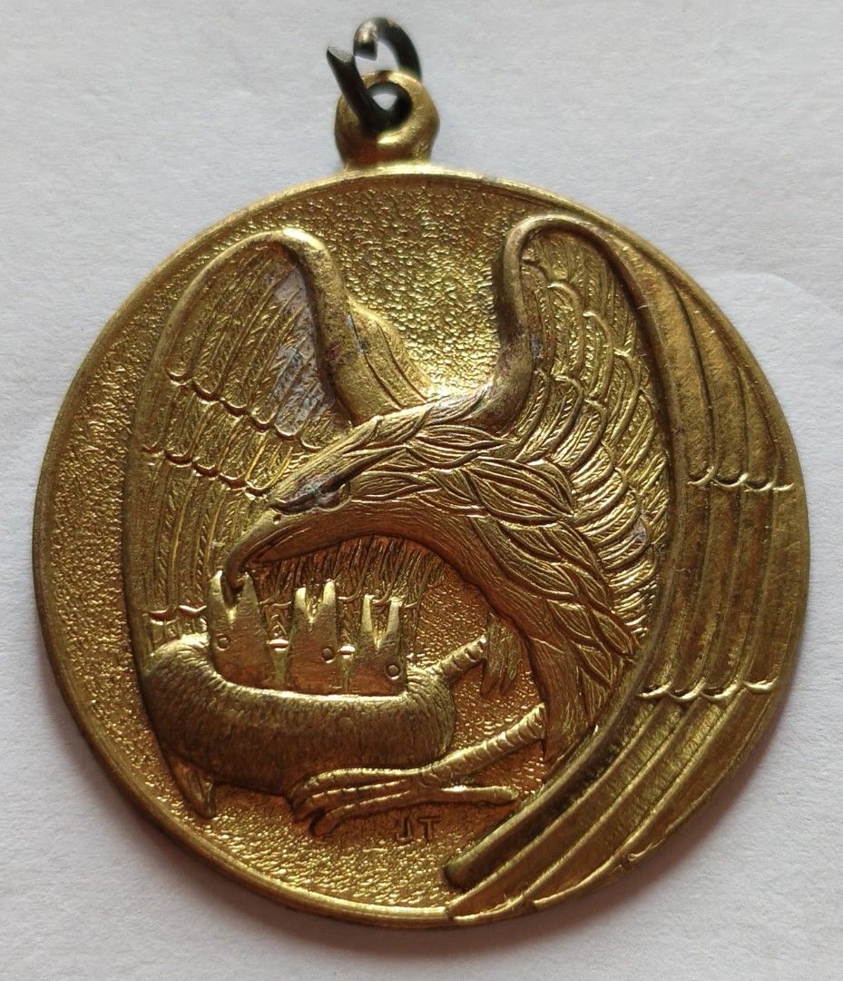 Philippine medal (Category: Currency) located in Taguig. Submitted by ezekiel103 (Listing ID 1462117612, Image 1). Description: philippine medal made by: el. oro tupaz jr. medal 1,750 nalang.