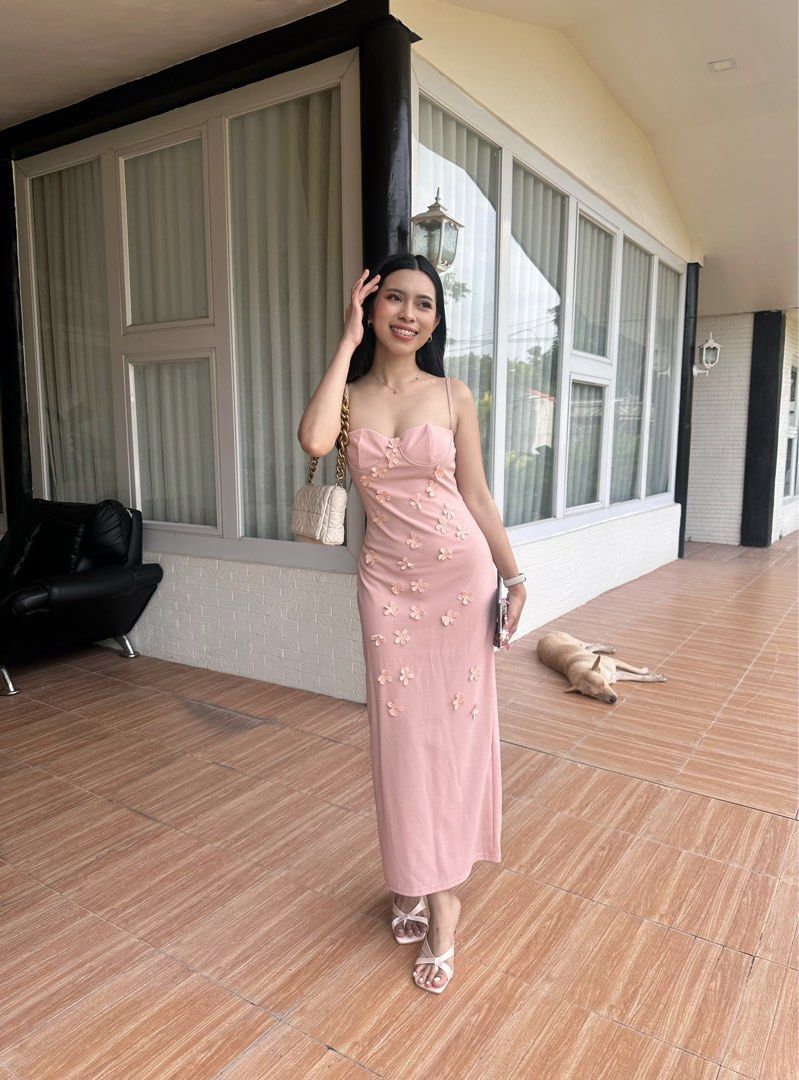 Pink Dress (Wedding or Events) (Category: Dresses) located in Mandaluyong City. Submitted by itchiii (Listing ID 1462242304, Image 1). Description: Pink Pastel dress Worn once at the wedding XS-M ₱600 For reference, 1st pic: Height: 5’4 Weight: 52kg Waist: 26-27 Bust: 34B Pick up loc: Light Mall, Mandaluyong Delivery: pick up, jnt, lalamove (sf by buyer).