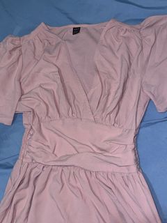 (Category: ) located in . Submitted by jannine_closet (Listing ID 1462197105, Image 1). Description: .